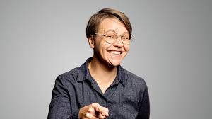 Den kostenlosen livestream von radio radio essen aufrufen und weitere radiosender entdecken. Katharina Guleikoff Bremen Eins