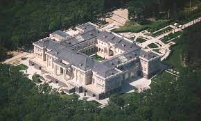 Дворец путина), also known as the residence at cape idokopas, is an italianate palace complex located on the black sea coast near gelendzhik, krasnodar krai, russia. Fundacja Nawalnego Opublikowala Material O Palacu Dla Putina Bankier Pl