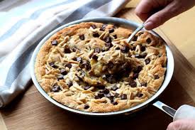 Il suo nome la dice lunga sulla facilità e velocità di realizzazione di questa torta 5 minuti. 5 Dolci Che Si Cuociono In Padella In Pochi Minuti