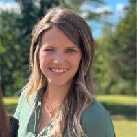 Sarah Stivers's Instagram, Twitter & Facebook