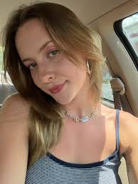 Hi everyone! My name is Eva. I am 22 and a recent graduate from Babson  College. I will be moving to Nashville for a job that starts September 1  and I am