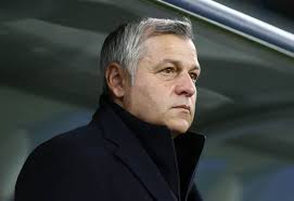 The Twitter civil war that's consuming Lyon