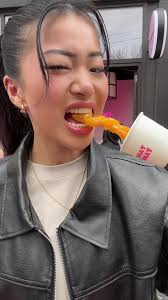 Delicious Chocolate Strawberry Cups at Tanghulu Toronto