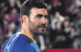 HOUNDS CAPTAIN KENT: “P*&$ OFF”