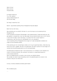 Volgens sommige schrijvers is het zelfs beter om zo'n slotformule weg te laten. Zakelijke Brief Studeersnel