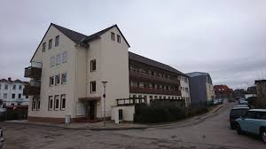 Liebe gäste, unser haus gerberhof 2a liegt in bester lage der plöner altstadt, 300m zum bahnhof, 200m zum marktplatz. 3 Zimmer Wohnung Zu Vermieten Gartenstrasse 3 24306 Plon Plon Kreis Mapio Net