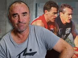 AFL news 2024: Barry Mitchell opens up to Mark Robinson about concussion in  footy, seizure, cancer