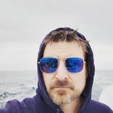 Dustin Singstock's Instagram, Twitter & Facebook