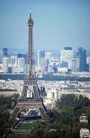 View Of Eiffel Tower La Tour Eiffel From Top Of Montparnasse Tour In Paris Skyscrapers Of La Da C Fense Business D Tour Eiffel Eiffel Tower Paris Eiffel Tower