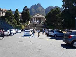 A ferocious wildfire in south africa damaged several buildings at the prestigious university of cape town on sunday and forced its students to evacuate. Sudafrika Auslandssemester An Der University Of Cape Town Avicenna Studienwerk E V