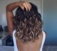 The loose curls come as look somewhere between the regular curl and the wave. Pin On Curly Wavy Hairstyles