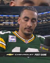 Packers vs. Cowboys: A Controversial Call Ignites the Crowd