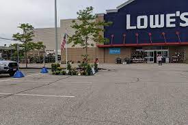 What do you need to know about lowe's? The Windham Lowe S Memorial Day Tribute Was Touching