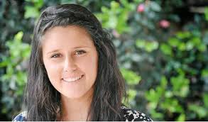 Showgirl Emma loves country life