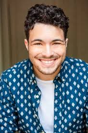 Anna Duer's Instagram, Twitter & Facebook