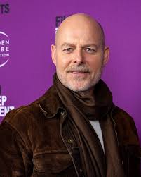 FiPresents and @KCRW hosted a packed screening of 'On Swift Horses' with  director Daniel Minahan, actors Will Poulter and Sasha Calle, and moderator David  Canfield (Vanity Fair). 🏇 We were so thrilled