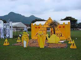 Picture khemah rumah sukan kuning — bradva docefo ini dipetik dari bahan berikut : Ipoh Boarding School S Epic Menghias Rumah Sukan Amazes Netizens With Viral Pictures World Of Buzz