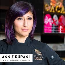 Tina Ciotti's Instagram, Twitter & Facebook