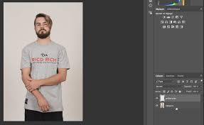 Un arrière plan complètement blanc et, par dessus, notre « calque 1 » qui correspond à notre sujet. Comment Retoucher Une Photo Sur Fond Blanc Facilement Et Rapidement