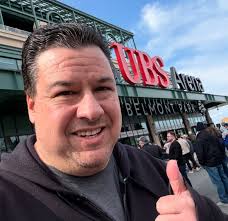 Always an amazing time with #NikonLegend Mike Corrado! Fresh from Las  Vegas! #lgi #islanders #nyislanders