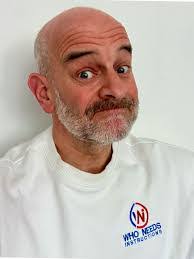 Michael Arscott's Instagram, Twitter & Facebook