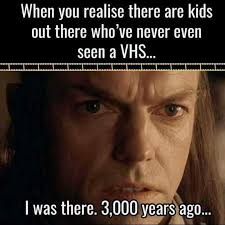 They are variously known as akephaloi (greek ἀκέφαλοι, headless ones) or blemmyes (latin: Pin By Riley Lokkason On Lotr The Hobbit Crazy Funny Memes Hobbit Memes Lotr Funny