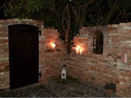Toom Kreativwerkstatt Ruinenmauer Im Garten Selbst Gebaut Ruinenmauer Gartenmauern Garten