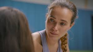 Alles - Aufgeben ist keine Option! Joana tritt trotz Schulterschmerzen beim  Finale an AWZ-Folge 4869 vom 15.01.26 auf RTL+ (am 22.01.26 im TV) Joana  erkennt, dass ihre Schulter so stark schmerzt, dass