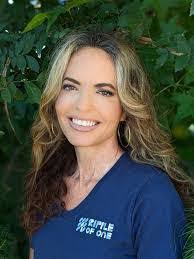 Donna Rippy's Instagram, Twitter & Facebook