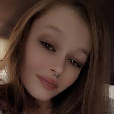 What are affordable house rentals in Townville for large groups?