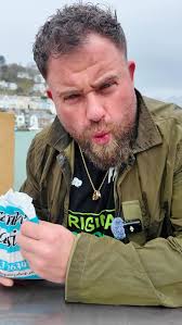 @sarahspastyshop is a family-run bakery serving freshly baked, handmade  Cornish pasties in Looe for over 30 years. , You wanted it. Im here 💙,  #foodreviewclub #foodcritic #foodreview #pasty #cornwall ...