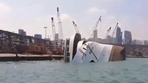 two seafarers, sinks cruise ship
