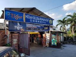 20' x 68'(1,360sqft) 4 bedrooms 3 bathrooms asking price rm700k (nego) come with: Medan Selera Rumah Atap Indiana Cafe Klang Taman Sri Pesona Klang
