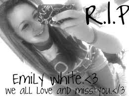 Emily Rip's Instagram, Twitter & Facebook