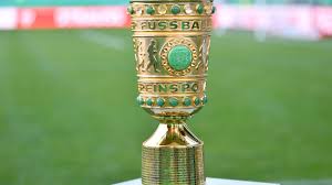 Maybe you would like to learn more about one of these? Kurios Fliegt Dieser Champions League Teilnehmer Montag Nachtraglich Aus Dem Dfb Pokal Sport Nordbayern