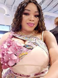 In May, may God bring three things to your life: ✓ abundance ✓ sweetness ✓  success. Amen!