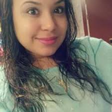 Stream Perla Rios music