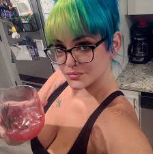 Looking for woman named in lost letters in Homestead South?