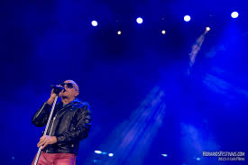 Viagens by pedro abrunhosa chords. Pedro Abrunhosa 20 Anos De Viagens Em Contramao A Reportagem No Meo Arena Musicfest Pt