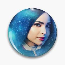 Evie Descendants Pins and Buttons for Sale