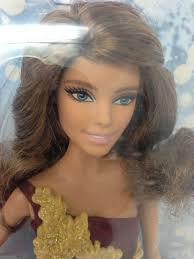 Barbie 2016 Holiday Doll Brunette Hair Barbie Doll Gold And Red Dress New Barbie Barbiedoll New Barbie Dolls Barbie Dolls Barbie