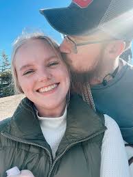 Lindsey Dale and Caleb Patton's Wedding Website