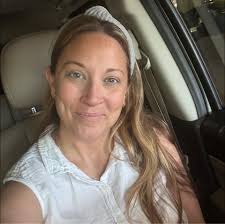 Does Universal have virtual queues or lightning lanes?