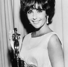Actress elizabeth taylor had stunning beauty. Hollywood Legende Elizabeth Taylor Auf Dem Weg Der Besserung Welt