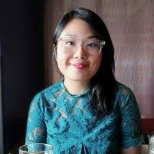 Iris Chau (@creativelybread)