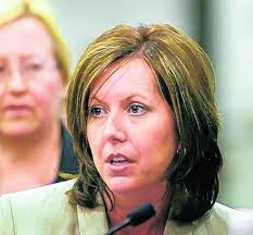 Insurance consumer advocate moves on