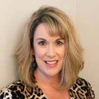 Jennifer Holtsclaw's Instagram, Twitter & Facebook