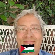 Everyday wear, with ease. Built-in Bra Tops make choosing your outfit even  more effortless. #UNIQLOEurope