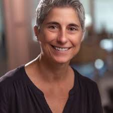 LISA BRODER-RE/MAX REAL ESTATE SPECIALISTS