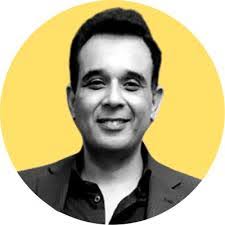 Scott Lauri's Instagram, Twitter & Facebook